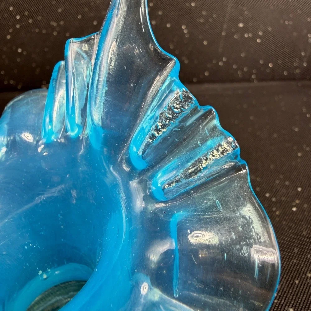 Vintage Blue Blown Art Glass Ruffled Jack in the Pulpit Vase Vessel 5in
